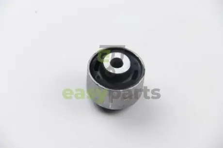 Сайлентблок переднього важеля (зверху) Passat 97-05/Audi A4/A6 95-05 Metalcaucho 04137