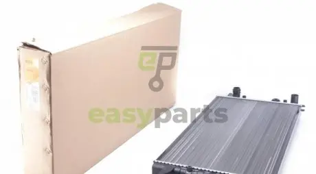 Радіатор охолодження VW Passat 1.6-2.0/1.9TDI 90-97 NRF 58950