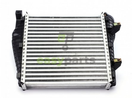 Радиатор интеркулера AUDI Q7 VW TOUAREG 2.5D/3.0D/4.2D 01.03- NRF 30178