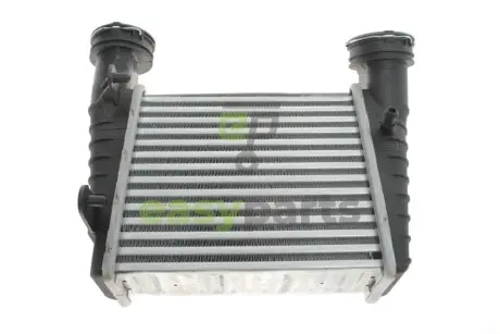 Радіатор інтеркулера VW Passat 1.9/2.0 TDI 00-05 NRF 30138A