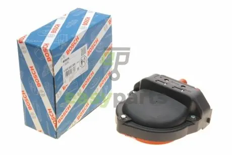 Кришка розподільника запалювання BMW 3 (E30)/5 (E28/E34)/7 (E23/E32/E38) 88-94 M20/M30/M70/S38 BOSCH 1 235 522 365
