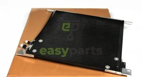 Радіатор кондиціонера MB Vito (W638) -03 NRF 35305