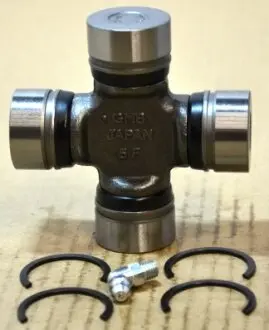 Крестовина Mitsubishi Pajero I, II -07 30x85,9 GKN (Lobro) U926