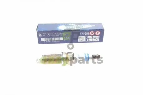 Свічка запалювання Citroen C5/C6/C8/Peugeot 406/407/607/807 3.0 V6 00- BOSCH 0 242 229 708