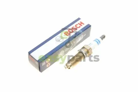 Свічка запалювання Honda CR-V 4 2.4i 12- BOSCH 0 242 140 523