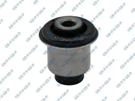 С/б переднього ричага Honda Accord 08- GSP 512892