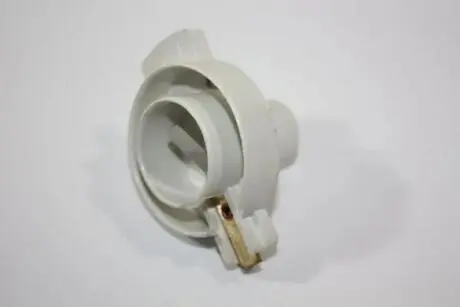 Бiгунок Opel 1,3-1,6 82 DELLO / AUTOMEGA 150094710