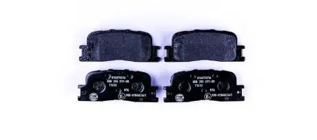 Гальмівні колодки дискові зад. Toyota Camry 3.0/24V 00- HELLA 8DB355011-001
