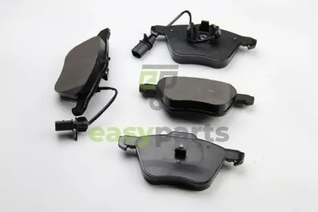 Гальмівні колодки пер. T4 1.9/2.4/2.5 D/TDI -03 (R16) (з датчиком) BREMSI BP3076