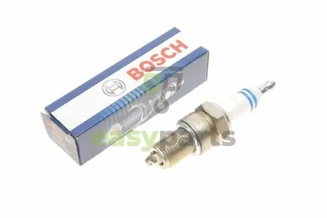 Свічка запалювання Ford Focus/VolvoV50/S40 2.0i 04-12 BOSCH 0242235707