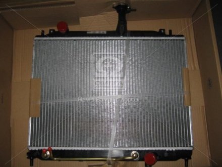 Радиатор охлаждения NISSENS 67504