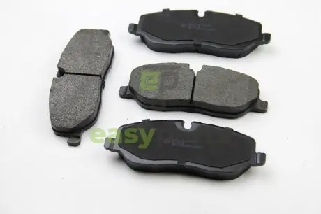 Гальмівні колодки пер. Range Rover III/Discovery III/IV 04- BREMSI BP3206