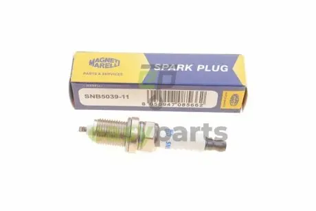 Свічка запалювання Dodge Caliber/Journey/Fiat Freemont 06- (SNB5039-11) MAGNETI MARELLI 062511000039