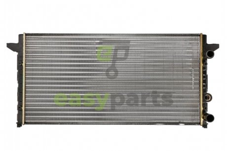 Радиатор охлаждения VW PASSAT B4 (3A, 35I) (93-) 1.6-2.8i NISSENS 65256 (фото 1)