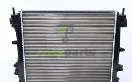 Радіатор охолодження Renault Kangoo 01- NRF 58316A