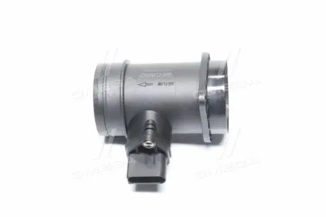 Расходомер воздуха VW PASSAT 96-05 1,9TD, T4 95-03 2,5TD DECARO DE.13558054