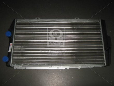 Радіатор охолодження двигуна AUDI 100/200 MT/AT 76-90 Van Wezel 03002019 (фото 1)