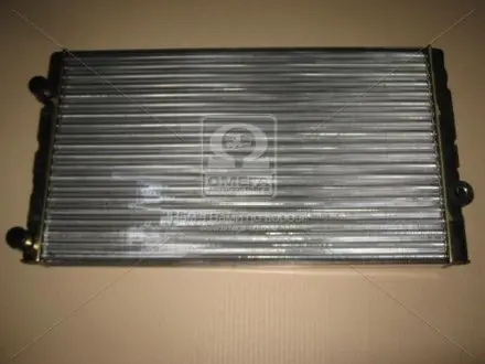 Радиатор охлаждения VW GOLF III (1H) (91-) 1.9 D NISSENS 652461