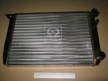 Радиатор охлаждения AUDI 80/90 (B3) (86-) 1.4 NISSENS 604611