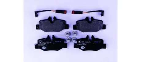 Тормозные колодки дисковые зад. DB Viano/Vito 2,2/3,2 CDI 03- HELLA 8DB 355 010-661