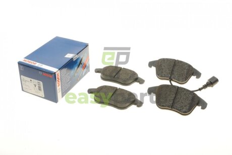 Колодки гальмівні (передні) Audi Q3 11-18/VW Passat Tiguan 07-18/Sharan 10-(+датчик) BOSCH 0 986 494 372