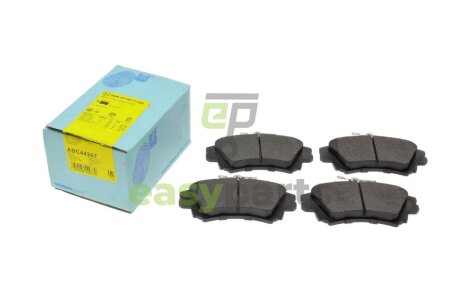 Колодки гальмівні (передні) Mitsubishi Carisma 95-06/Colt 04-13/Volvo V40/S40 95-06 BLUE PRINT ADC44267