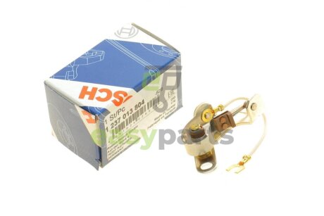 Контакт трамблера Lada 1200-1600/Niva/Nova 73-12 BOSCH 1237013804