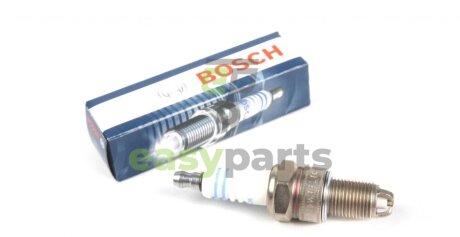 Свічка запалювання VW T4 2.0/2.5i 90-03 BOSCH 0242229658