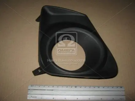 Решітка бамп. право. TOY COROLLA 10 - TEMPEST 049 0579 914