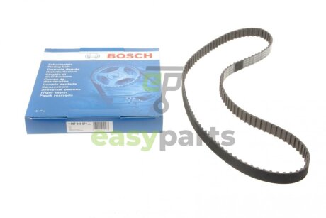 Ремінь ГРМ VW Golf III/VW Passat/Audi 80/100/A6 2.0 90-03 (124x18) BOSCH 1 987 949 071