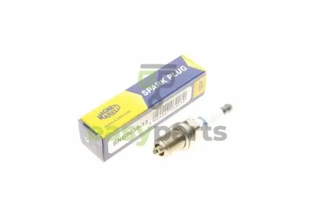 Свічка запалювання Audi A4/A6 2.4/2.8/3.0/Passat 2.8 V6i 95-05 MAGNETI MARELLI 062613000036