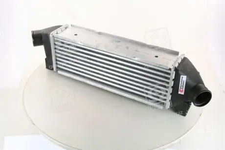 Интеркулер TRANSIT6 20TDi MT 02-06 Van Wezel 18004385