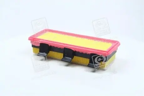 Фильтр воздушный 1.9D Kangoo 97-03/Clio 98-05 (на защелках)) M-FILTER K781