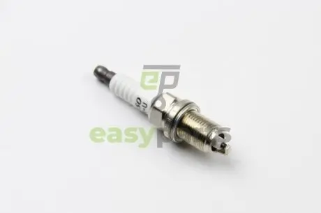 Свічка запалювання BMW/Nissan/Toyota DENSO K16RU