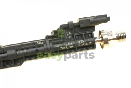 Форсунка BMW 5 (F10) (S63)/7 (F01-F04) (N63) 11-16 BOSCH 0261500136