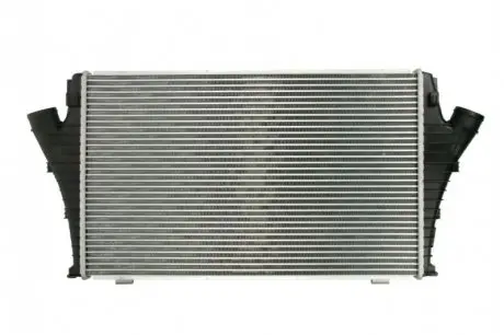 Интеркулер THERMOTEC DAX011TT