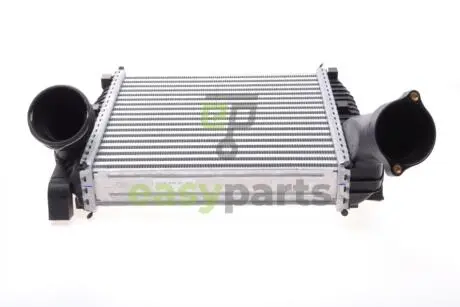 Радіатор інтеркулера VW Touareg 2.5/5.0TDI 02-10 NRF 30286