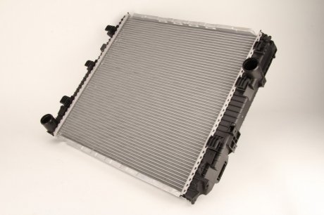Радиатор охлаждения MB Atego 815-1517 (+AC) THERMOTEC D7ME010TT