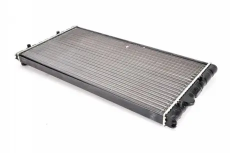 Радиатор THERMOTEC D7W049TT