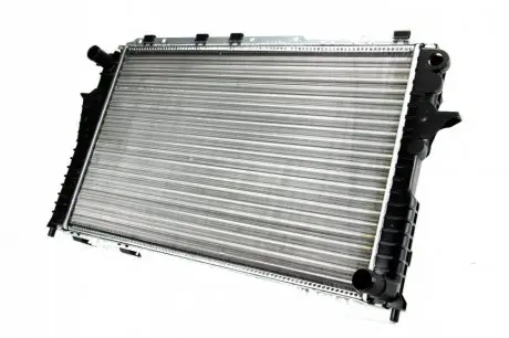 Радиатор THERMOTEC D7A015TT