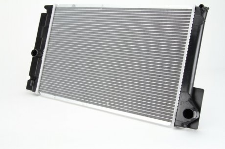 Радиатор, охлаждение двигателя THERMOTEC D72030TT