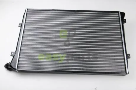 Радиатор THERMOTEC D7W036TT