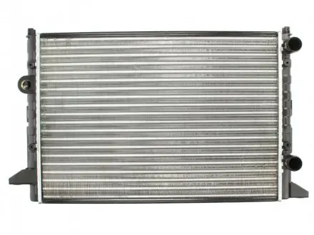 Радиатор THERMOTEC D7W013TT