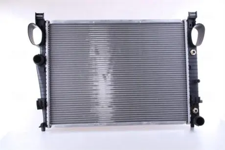 Радиатор системы охлаждения NISSENS 62774A