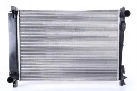 Радіатор охолоджування NISSENS 61006