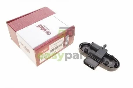 Форсунка омивача скла Audi A4 07-17 (L) Vika 99551816801
