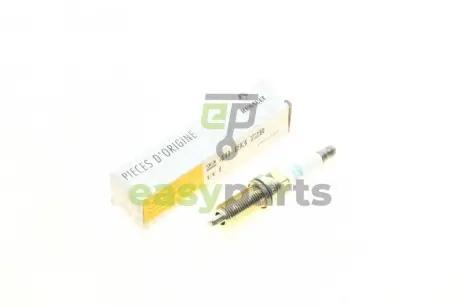 Свічка запалювання Renault Clio IV 1.4 16V 13- RENAULT / DACIA 224019372R