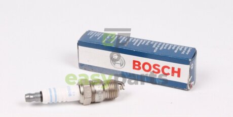 Свічка запалювання Cadillac/Chevrolet/Jeep/Pontiac (Super Plus Yttrium) BOSCH 0242225622