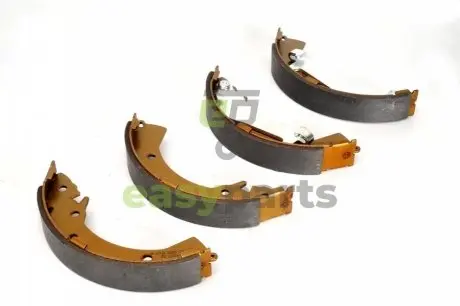 Тормозные колодки барабанные LPR 08670