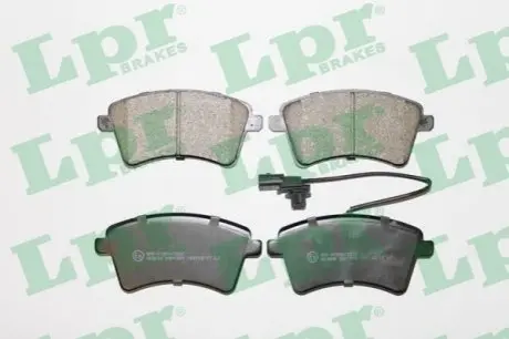 Тормозные колодки LPR 05P1800